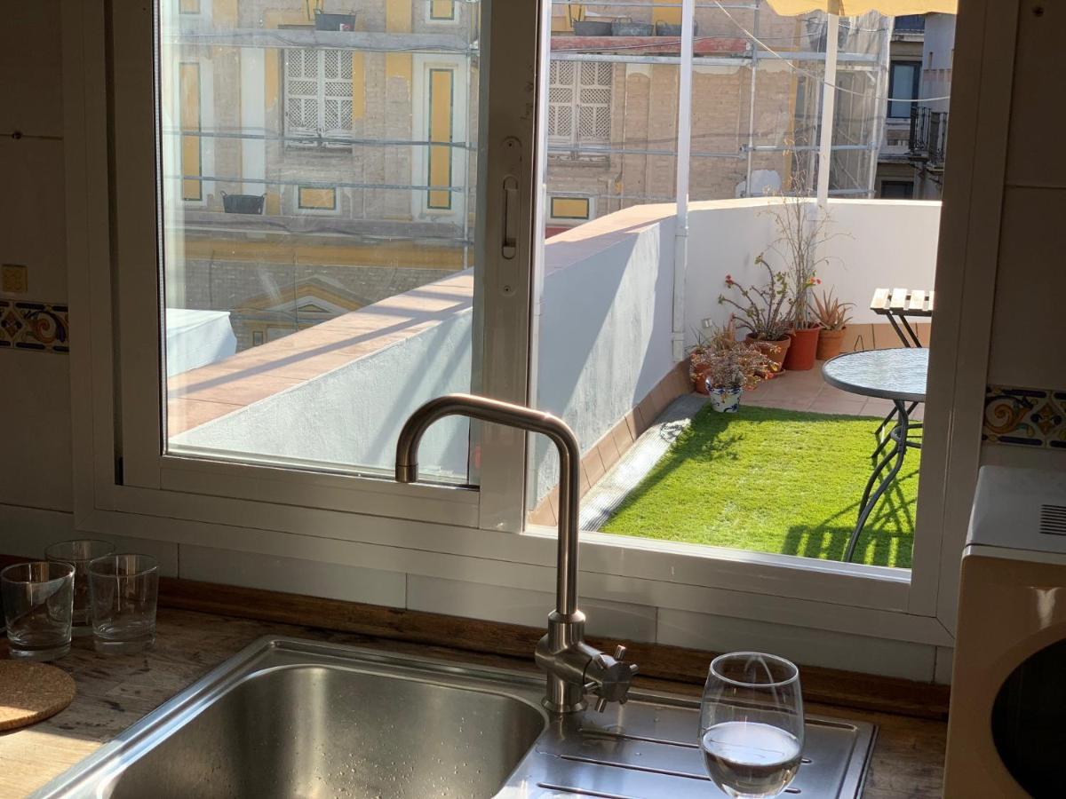 Stunning Attic With Private Terrace And Parking Optional Apartment Seville Luaran gambar